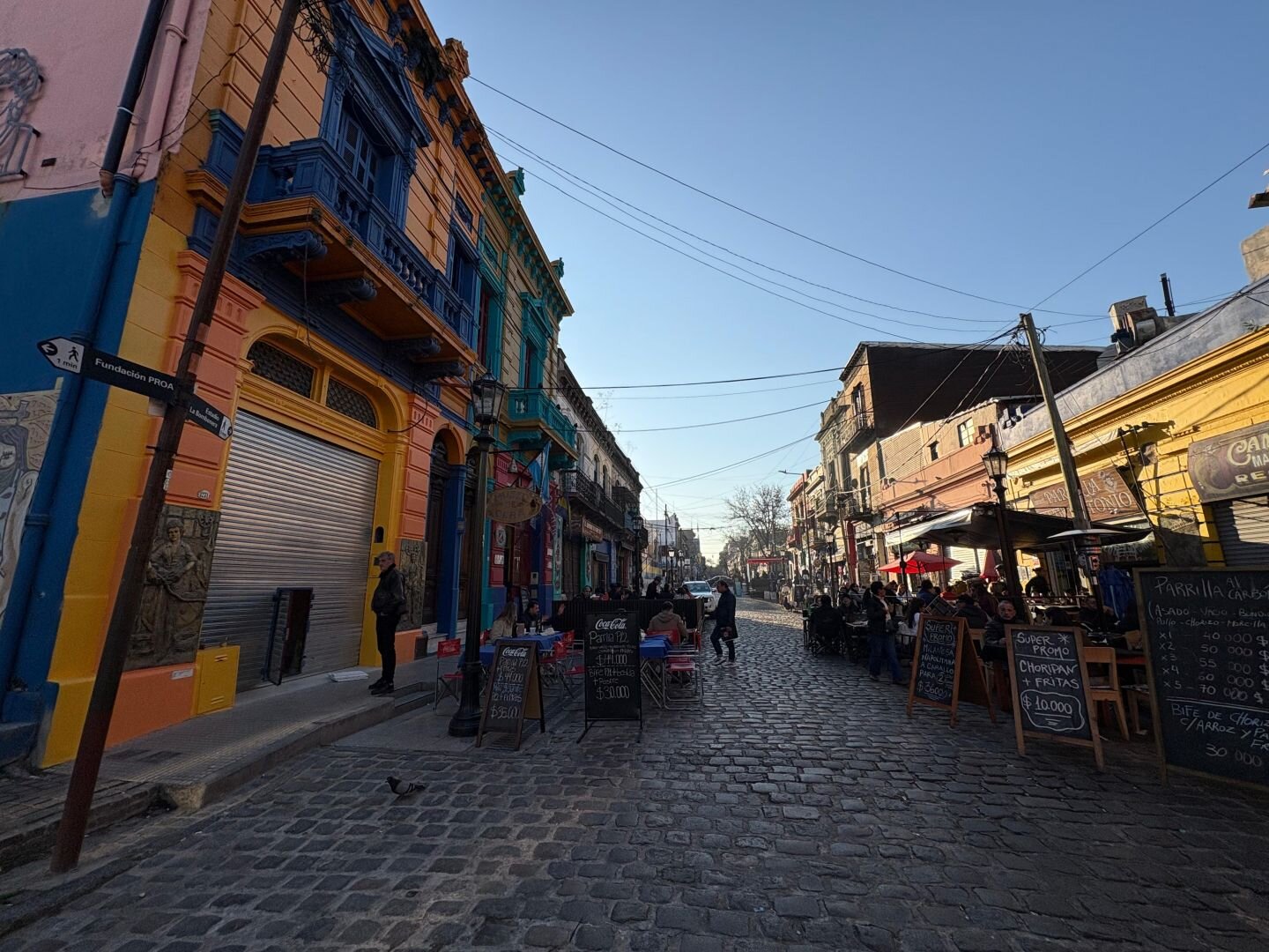 Venta. CAMINITO. Primer piso. Dividido en dos plantas más. - 26