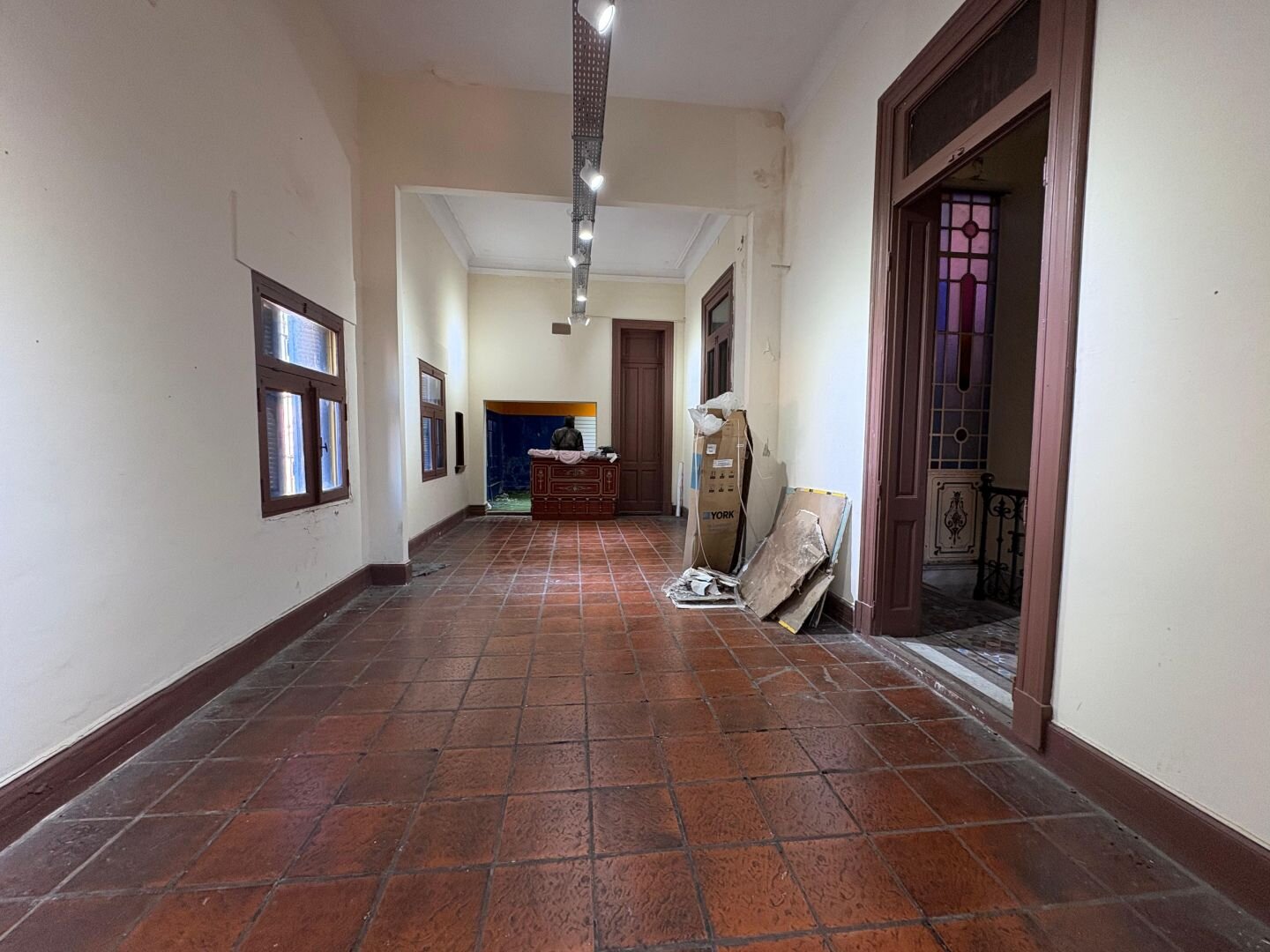 Ph en venta. CAMINITO. Primer piso. Dividido en dos plantas más. - 8