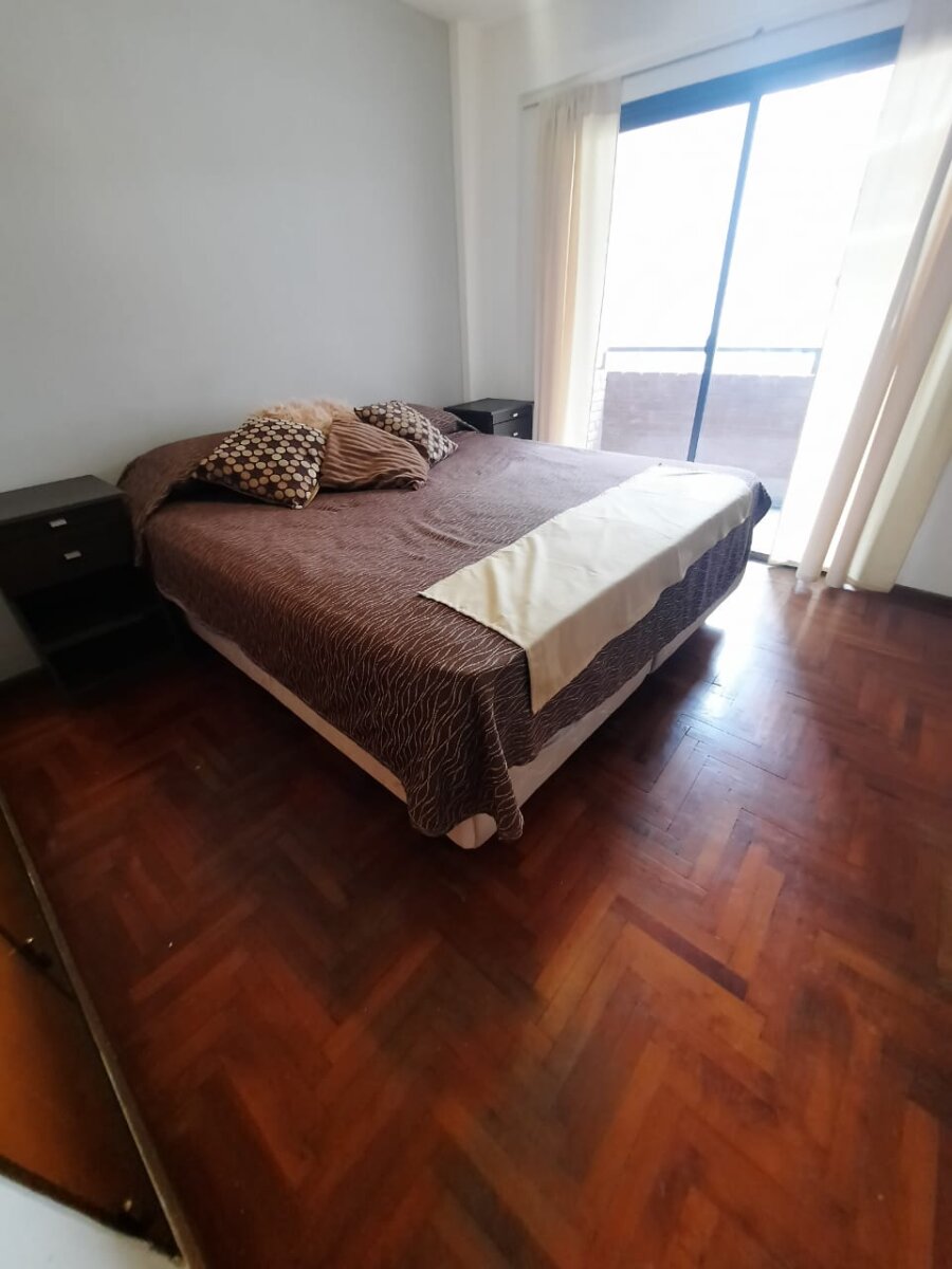 Duplex de 1 Dormitorio y Medio Amoblado con Doble Balcon Frente al Parque Sarmiento Nueva Cordoba - 11