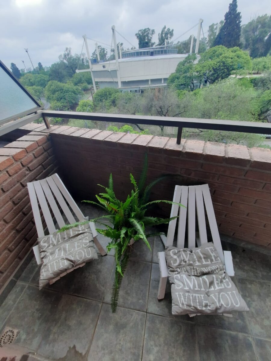 Duplex de 1 Dormitorio y Medio Amoblado con Doble Balcon Frente al Parque Sarmiento Nueva Cordoba - 17