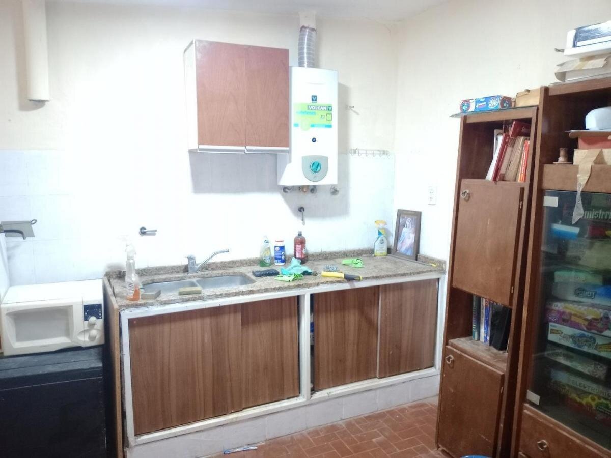 Casa + Dpto, barrio Las Flores - Imagen 12