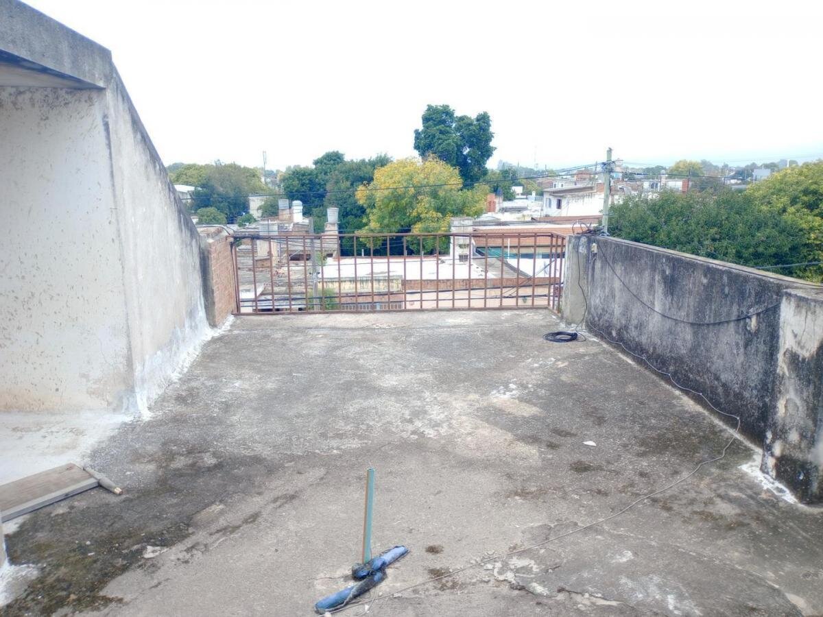Casa + Dpto, barrio Las Flores - Imagen 13