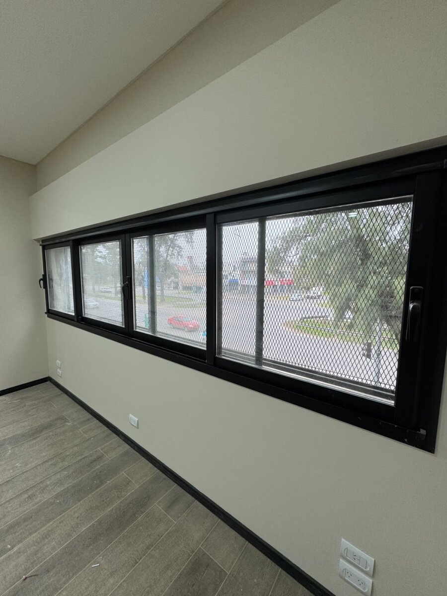 LOCAL COMERCIAL A ESTRENAR EN ALQUILER: AV. SAN MARTÍN 2589 - GRANADERO BAIGORRIA - 11