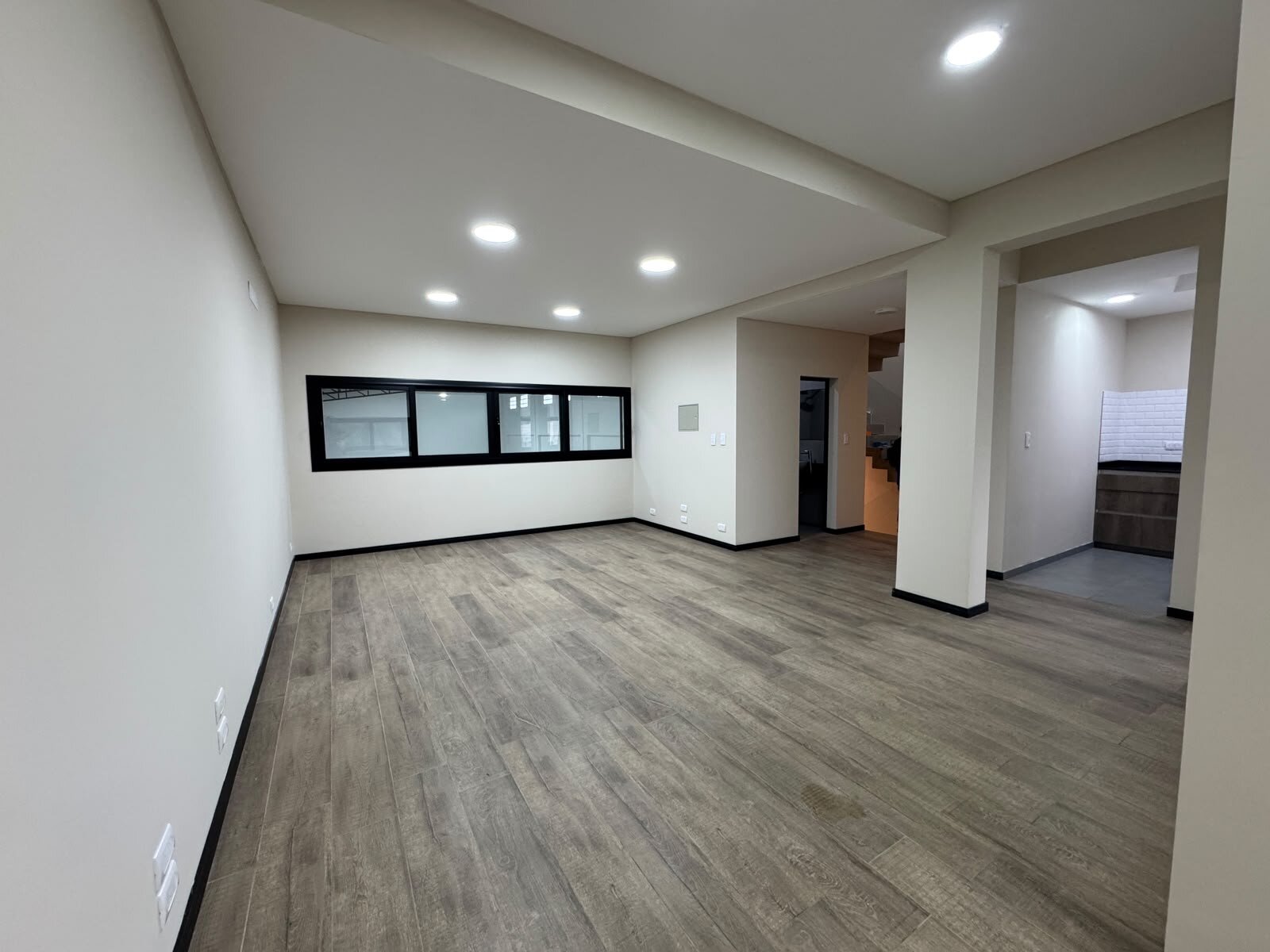 LOCAL COMERCIAL A ESTRENAR EN ALQUILER: AV. SAN MARTÍN 2589 - GRANADERO BAIGORRIA - 9