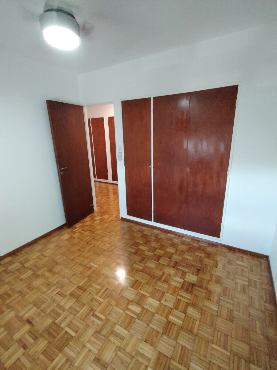 AV. PELLEGRINI 1456 PISO 10 DTO. 08 - 32
