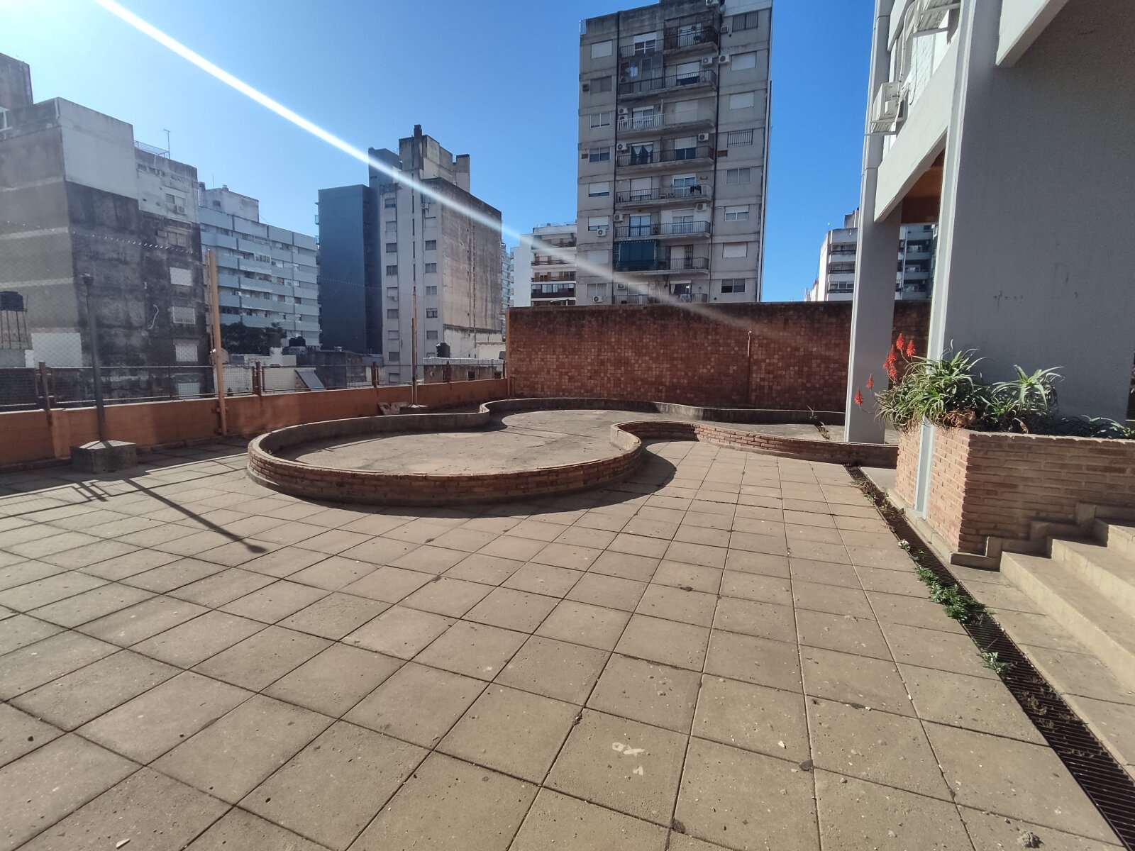 AV. PELLEGRINI 1456 PISO 10 DTO. 08 - 19
