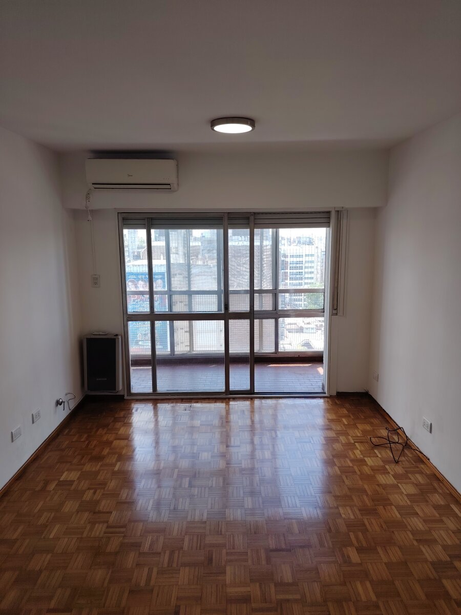 AV. PELLEGRINI 1456 PISO 10 DTO. 08 - 23