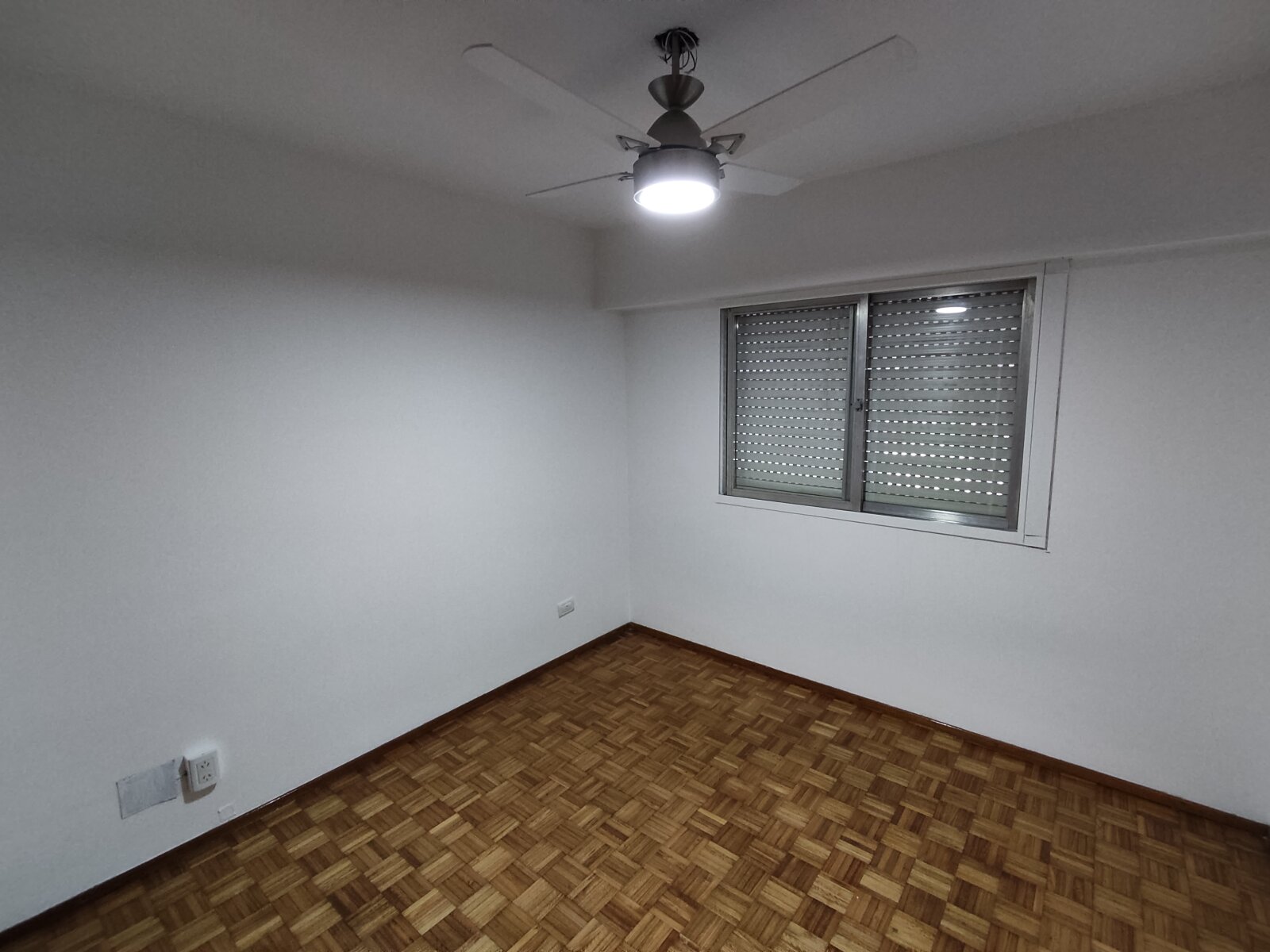 AV. PELLEGRINI 1456 PISO 10 DTO. 08 - 14