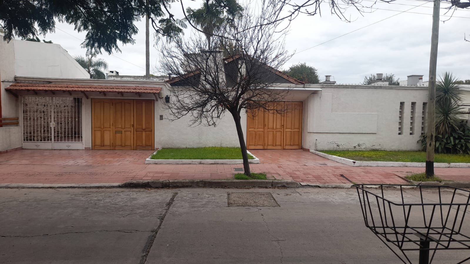 Casa con Pileta, Quincho y Oficina a metros de Av. Rafael Núñez | Apta Crédito - 35