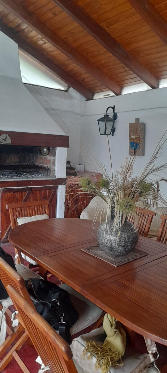 Casa con Pileta, Quincho y Oficina a metros de Av. Rafael Núñez | Apta Crédito - 11