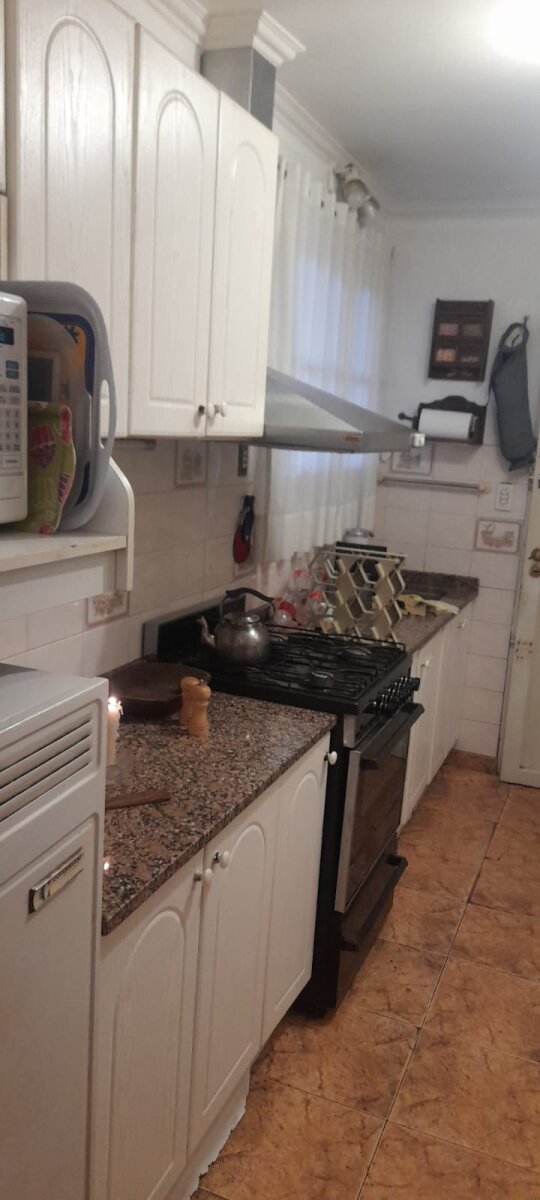 Casa con Pileta, Quincho y Oficina a metros de Av. Rafael Núñez | Apta Crédito - 12