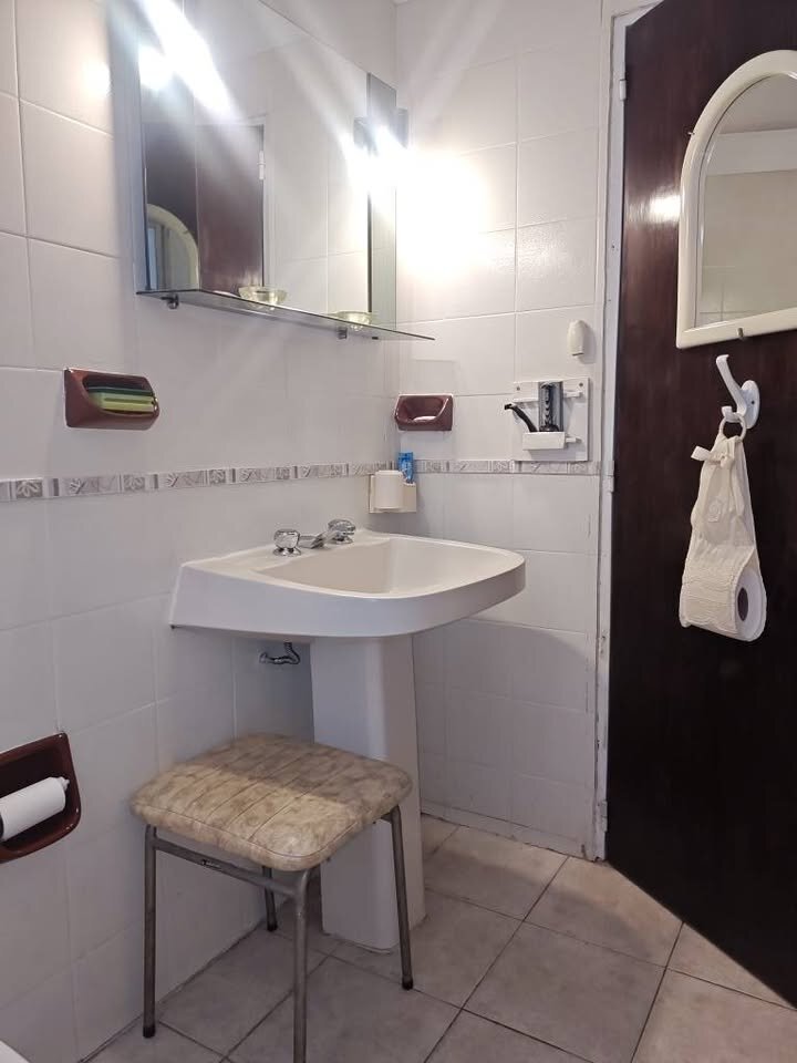 Casa con Pileta, Quincho y Oficina a metros de Av. Rafael Núñez | Apta Crédito - 10