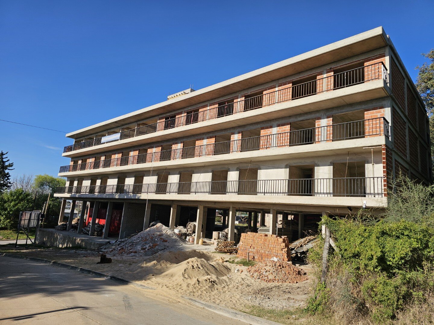 Edificio Ruka 1! Invertí en el pozo! Departamentos de 1 y 2 dormitorios, con excelente ubicación y vistas!⁣ Victoria, Entre Ríos - 16