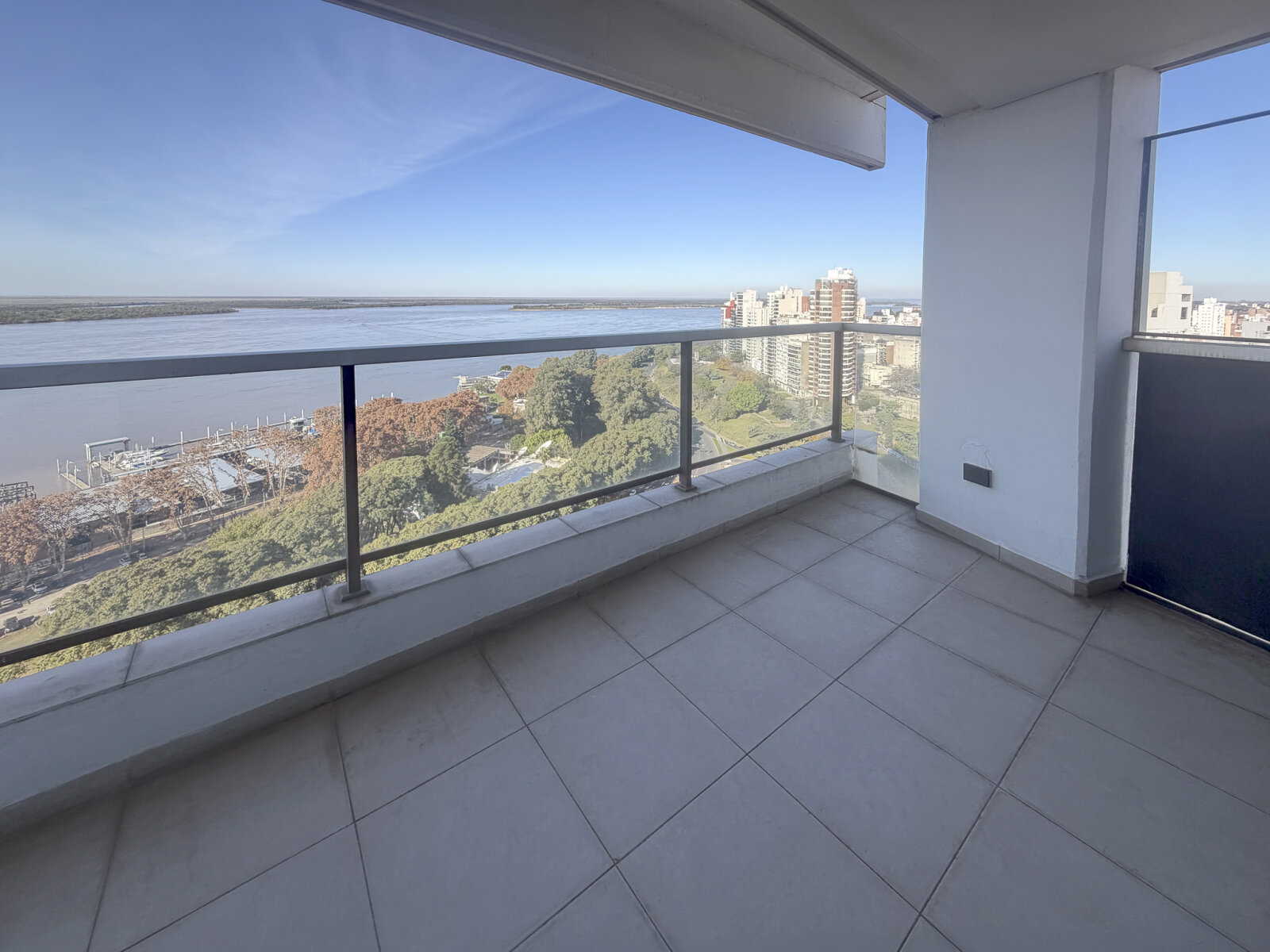 VENTA DEPTO 4 DORMITORIOS CON COCHERA -VISTA AL RÍO- AQUALINA - 13