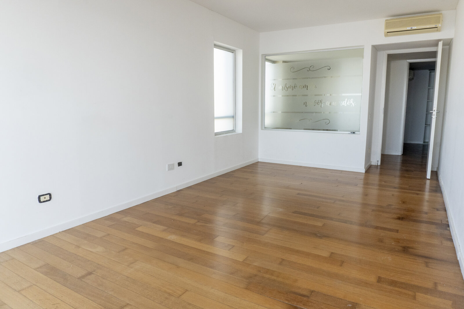 VENTA DEPTO 4 DORMITORIOS CON COCHERA -VISTA AL RÍO- AQUALINA - 31
