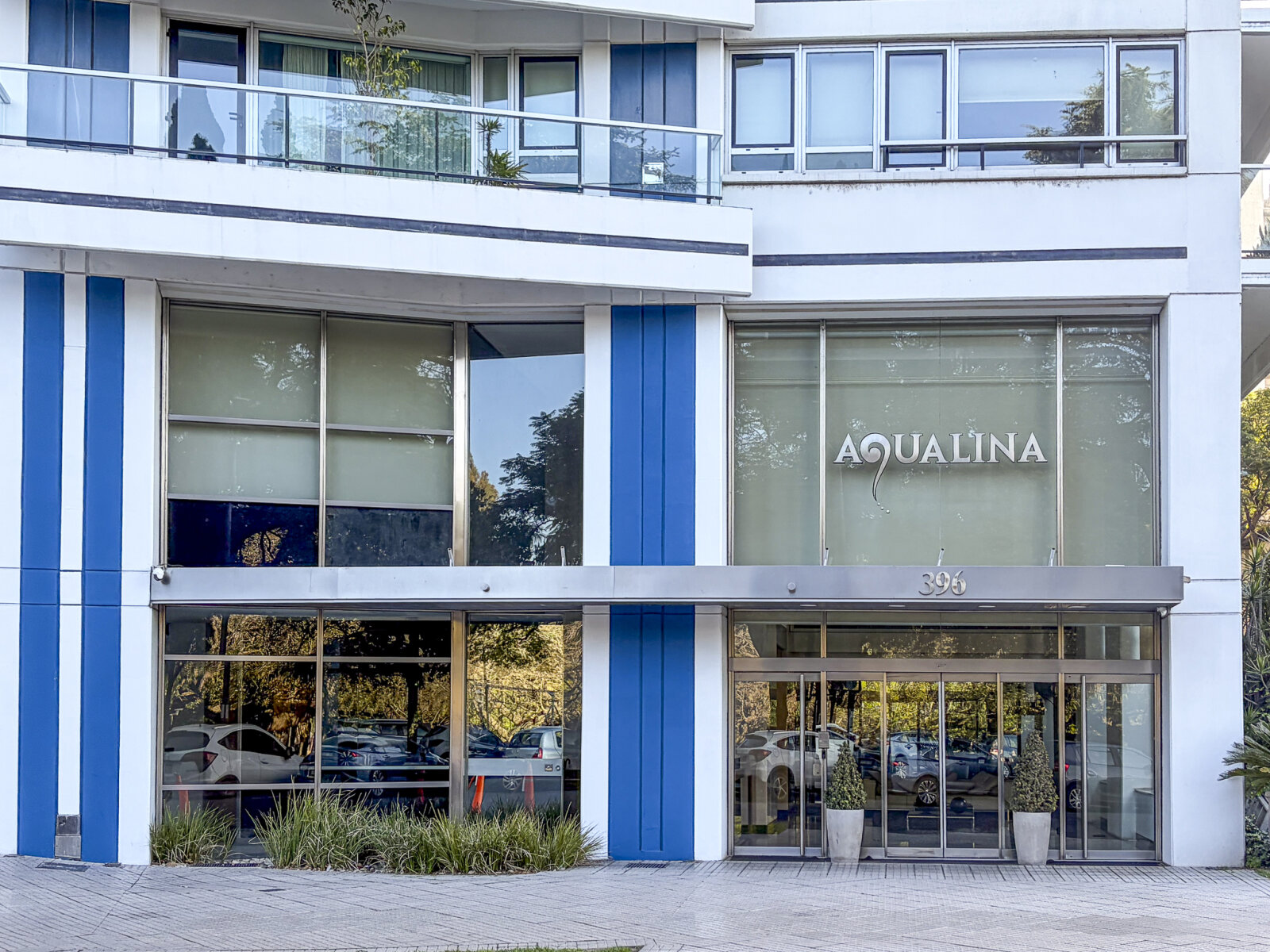VENTA DEPTO 4 DORMITORIOS CON COCHERA -VISTA AL RÍO- AQUALINA - 2
