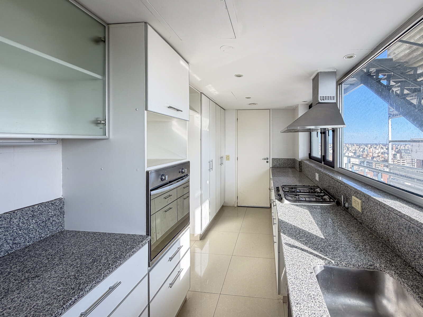 VENTA DEPTO 4 DORMITORIOS CON COCHERA -VISTA AL RÍO- AQUALINA - 6