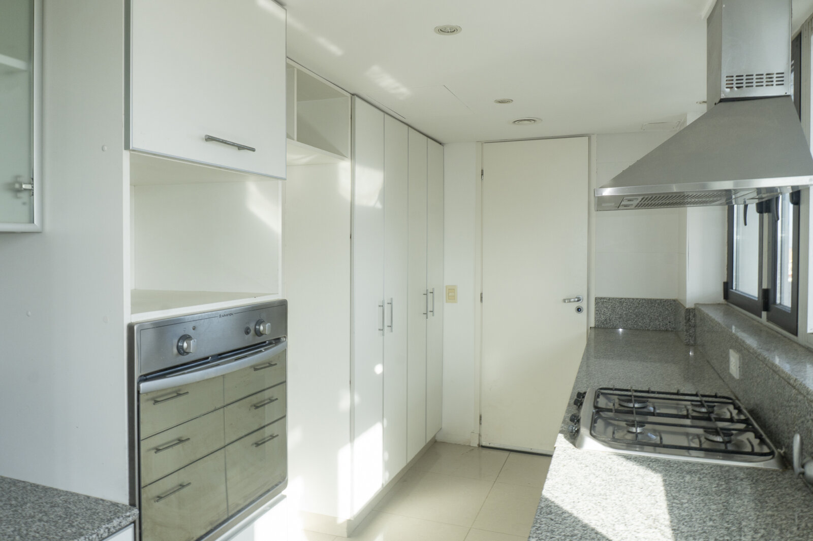 VENTA DEPTO 4 DORMITORIOS CON COCHERA -VISTA AL RÍO- AQUALINA - 29