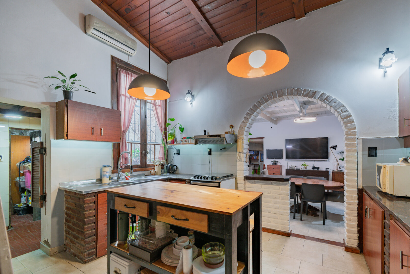 Casa en venta en Boedo. Lote propio. 4 ambientes más estudio. Quincho y terraza. Mucha luz - 8