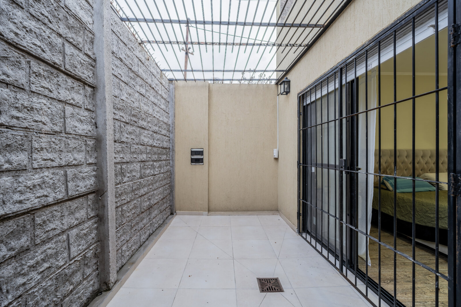 Casa | 7 ambientes | Fondo libre con Pileta | Francisco Alvarez - 24