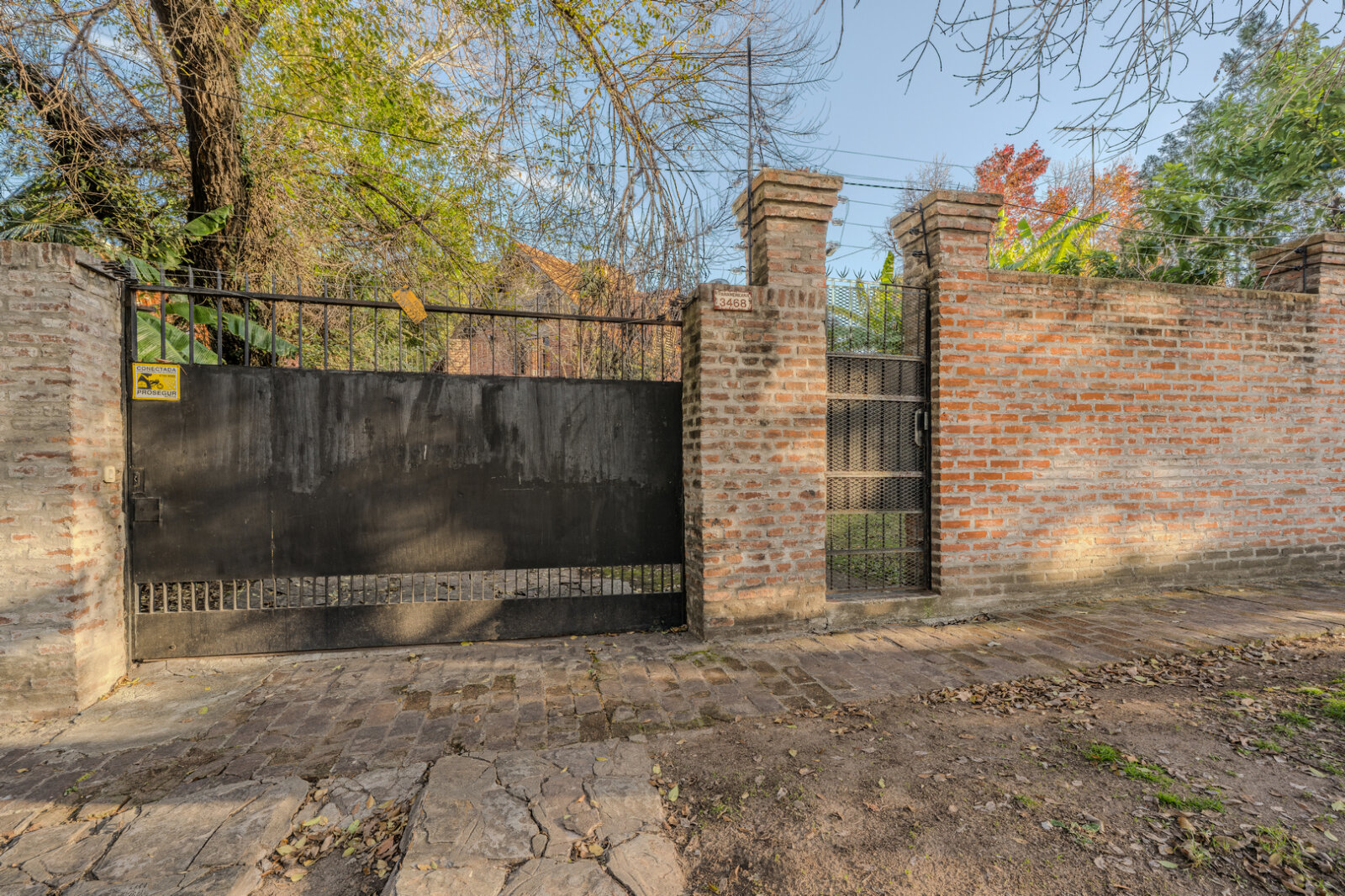 VENTA Casa con gran parque y pileta en Boulogne SAN ISIDRO - 2