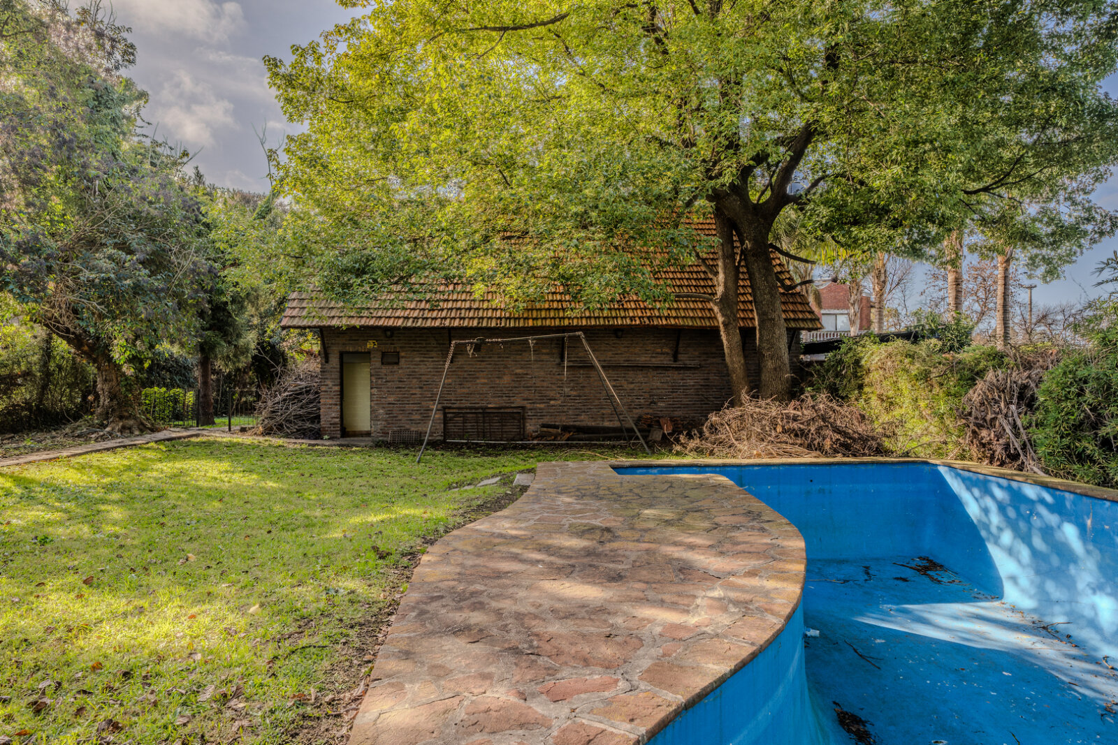 VENTA Casa con gran parque y pileta en Boulogne SAN ISIDRO - 32