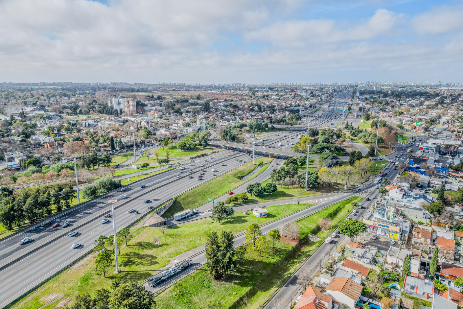 VENTA Casa con gran parque y pileta en Boulogne SAN ISIDRO - 33