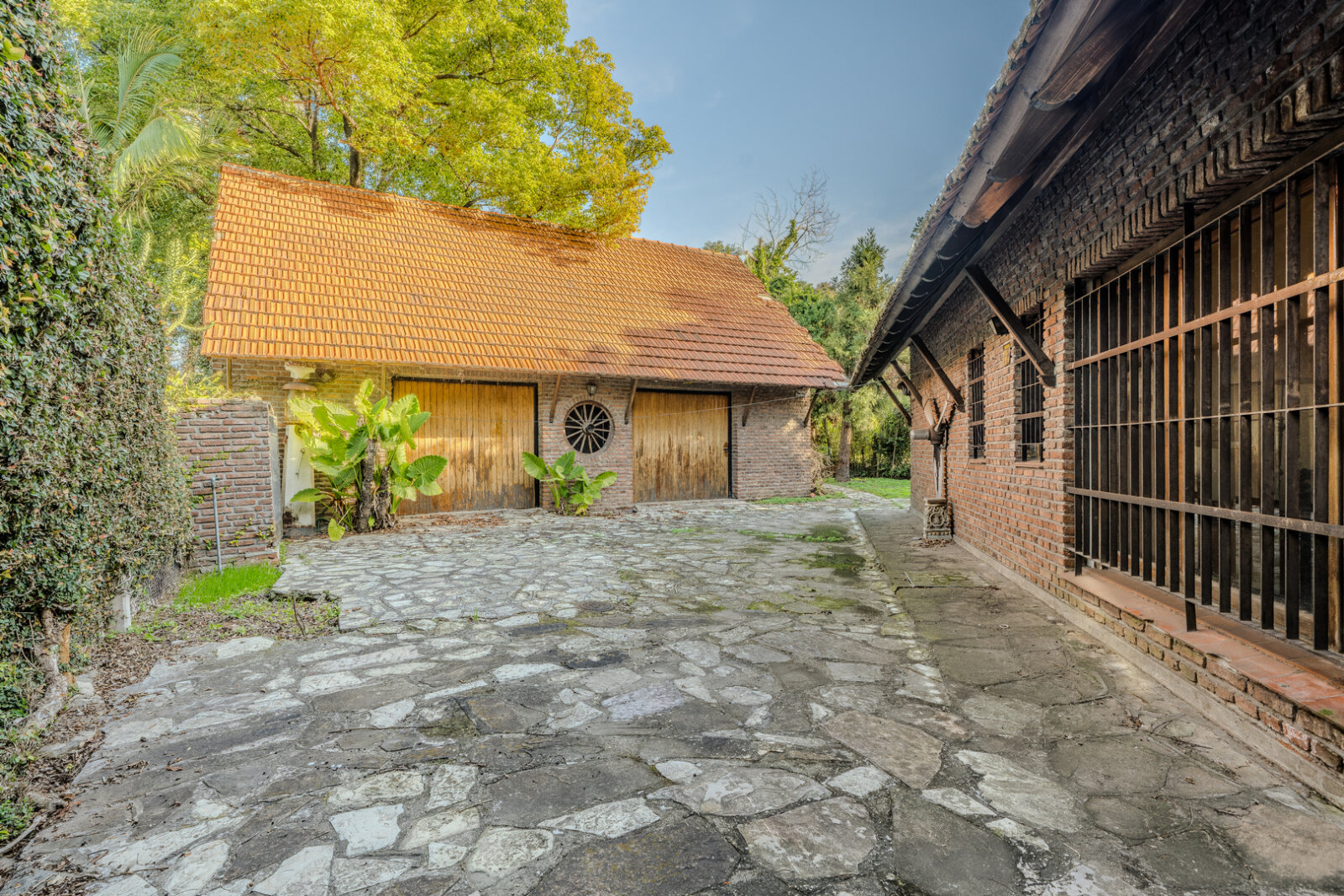 VENTA Casa con gran parque y pileta en Boulogne SAN ISIDRO - 23