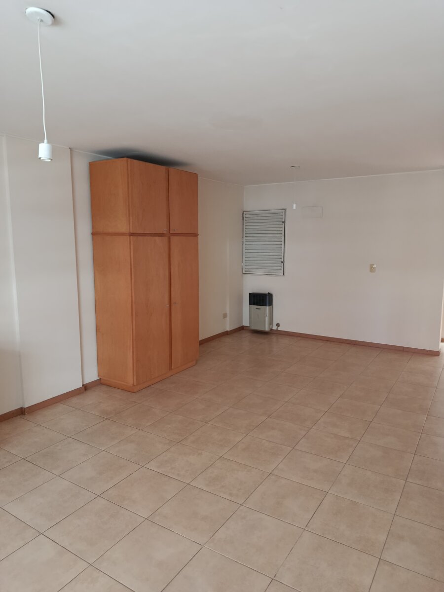 Gran monoambiente externo - Imagen 2