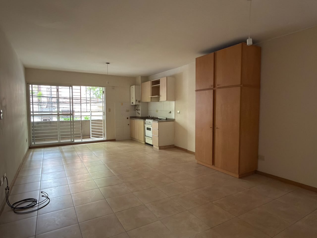 Corrientes 2172 | Gran monoambiente externo