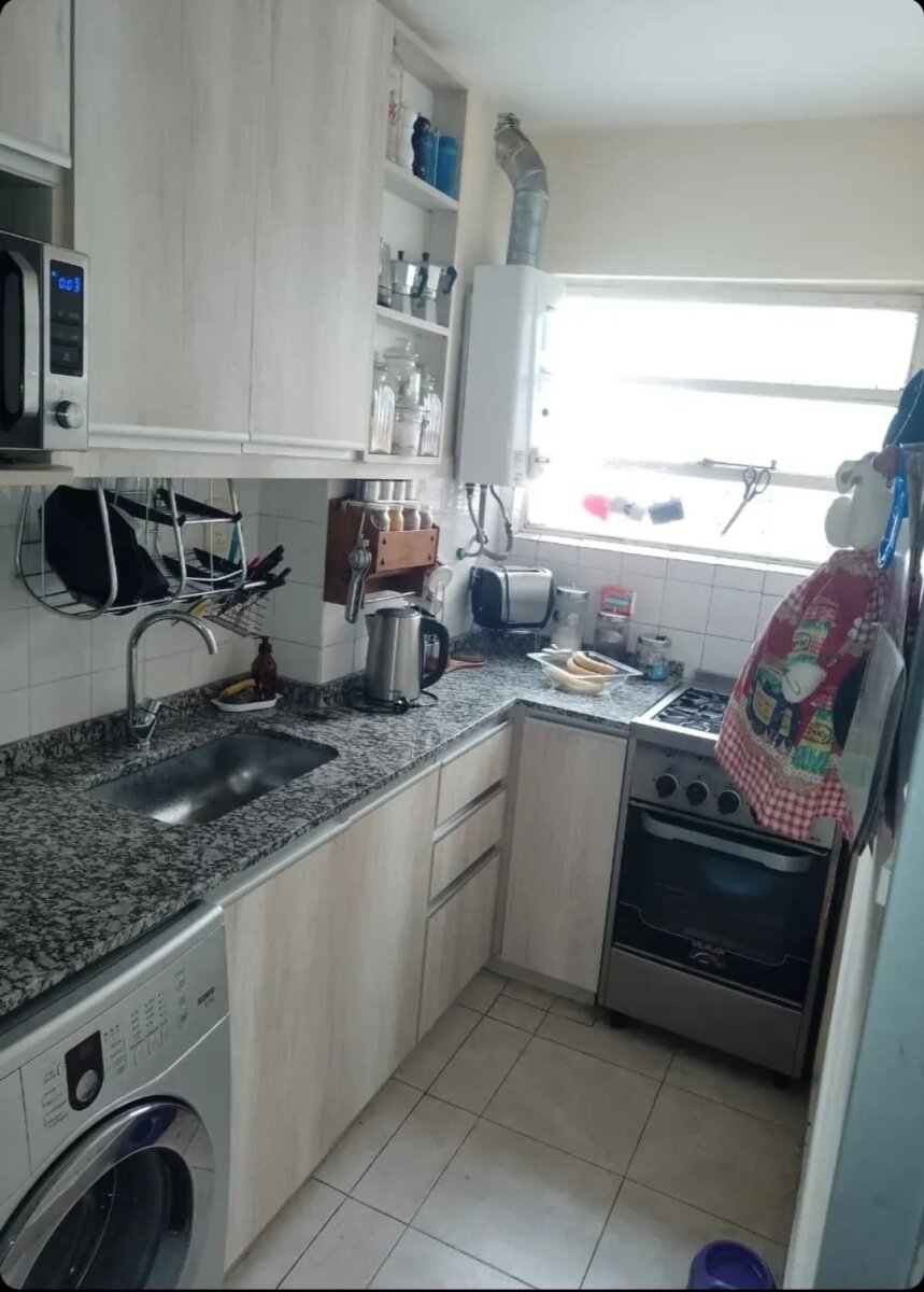 Se Vende un Agradable Departamento de 2 Ambientes con Balcón - Almagro - 3