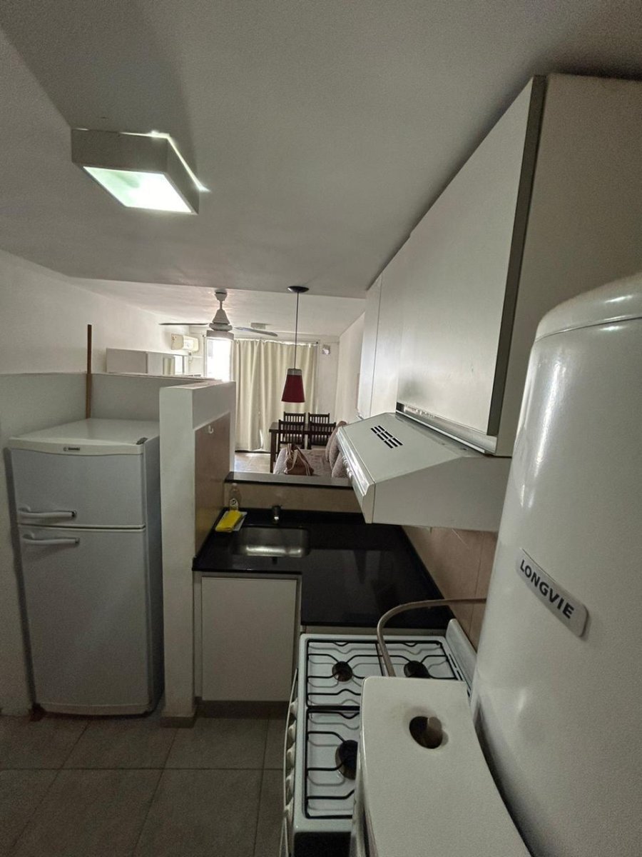 Monoambiente en Corrientes y Zeballos en venta - 2
