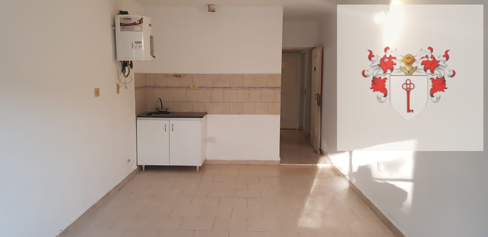 OPORTUNIDAD!!! MONOAMBIENTE 1 PISO POR ESCALERA POSIBILIDAD DE FINANCIACION - 2