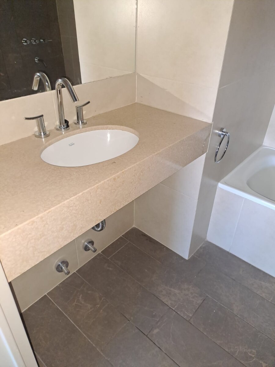 Departamento de 1 dormitorio . Bv. Rondeau 1076 piso 5 - 15