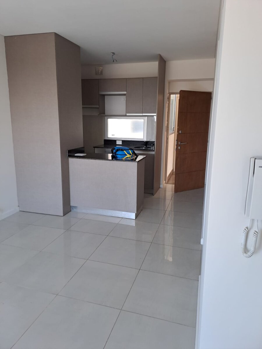 Departamento de 1 dormitorio . Bv. Rondeau 1076 piso 5 - 4