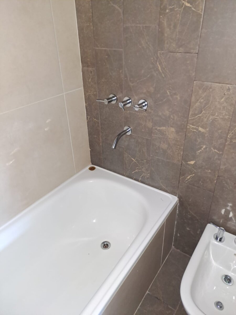 Departamento de 1 dormitorio . Bv. Rondeau 1076 piso 5 - 16