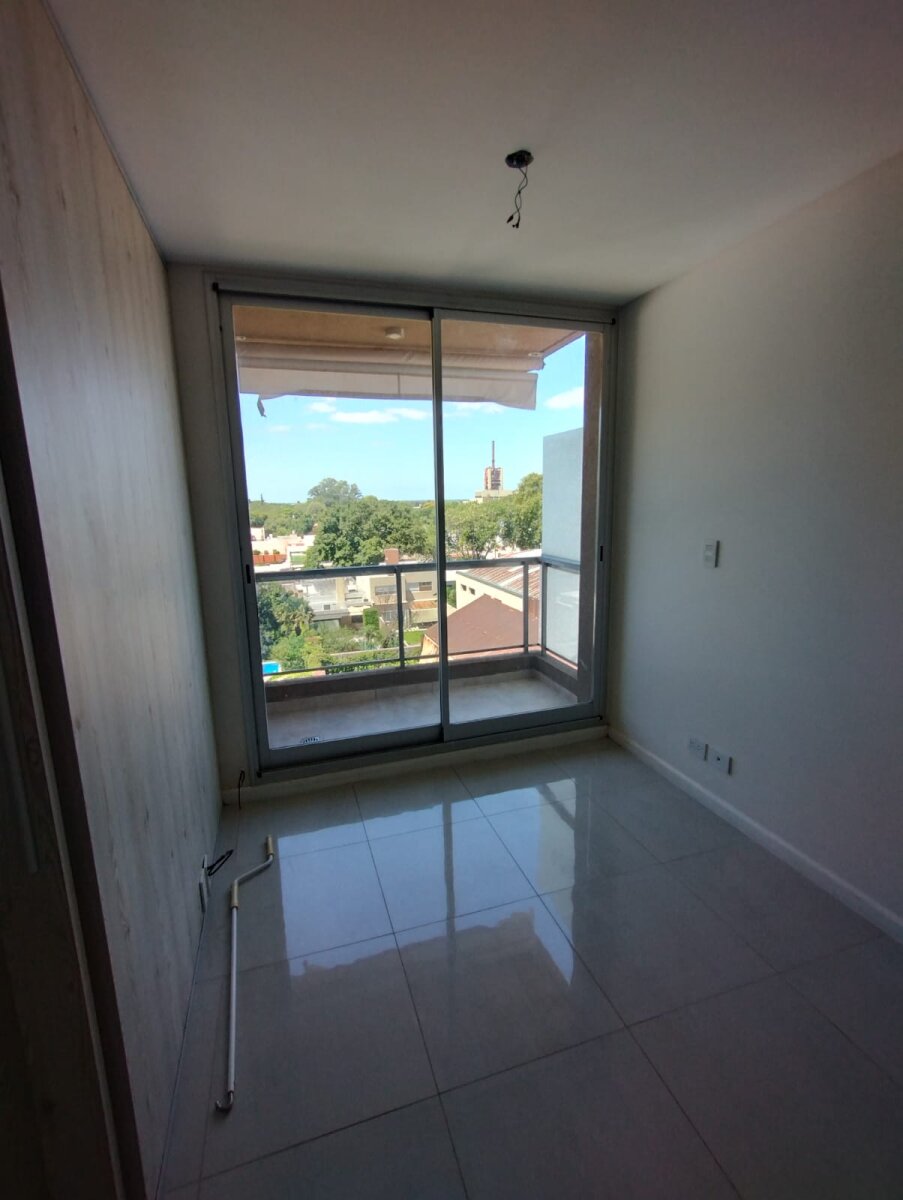 Departamento de 1 dormitorio . Bv. Rondeau 1076 piso 5 - 12