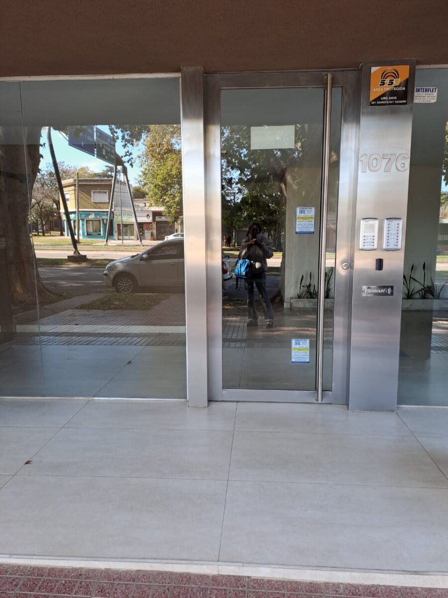 Departamento de 1 dormitorio . Bv. Rondeau 1076 piso 5 - 1