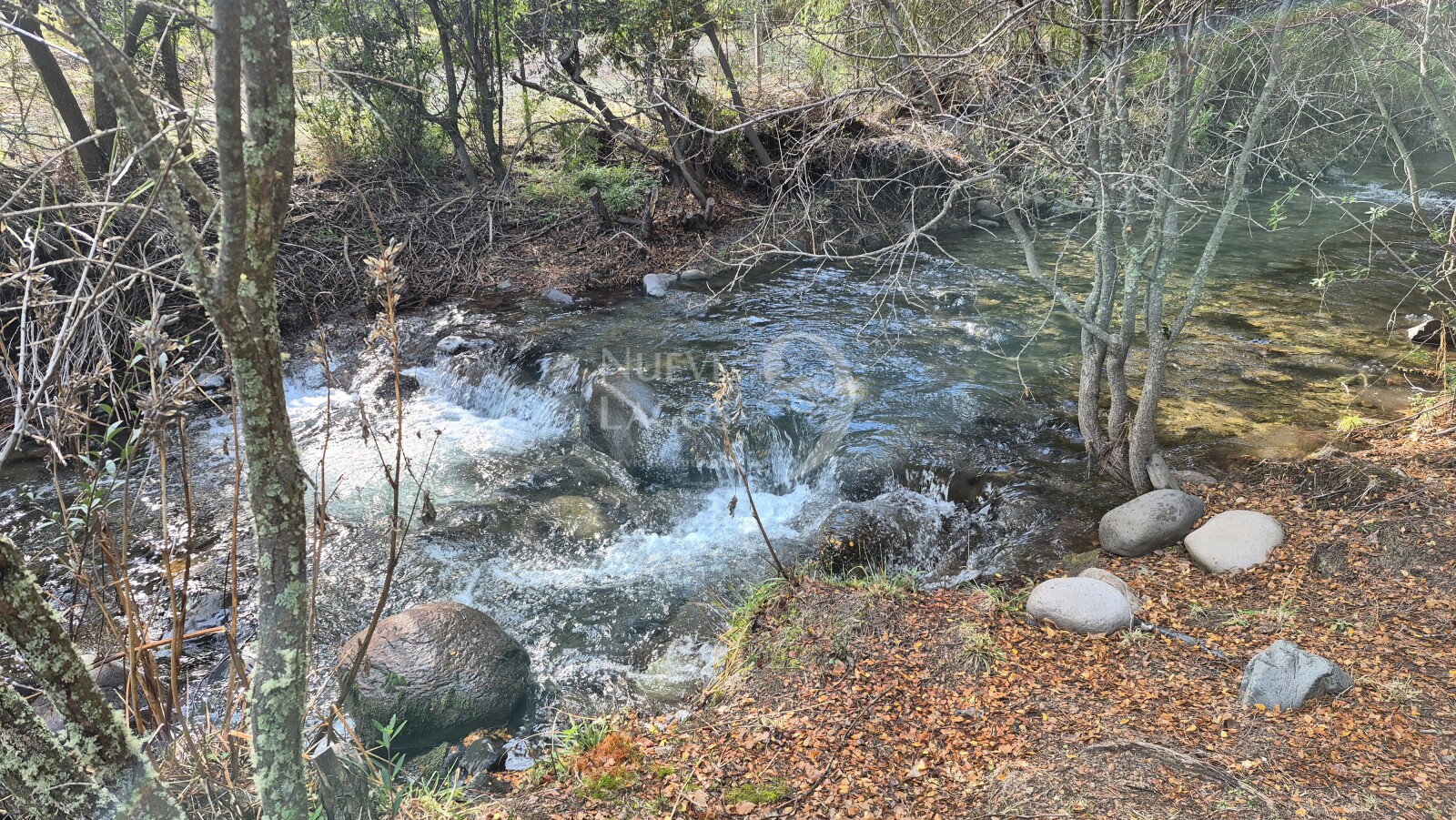 Venta lote con fondo a costa del arroyo María en Villa Lago Meliquina - 6
