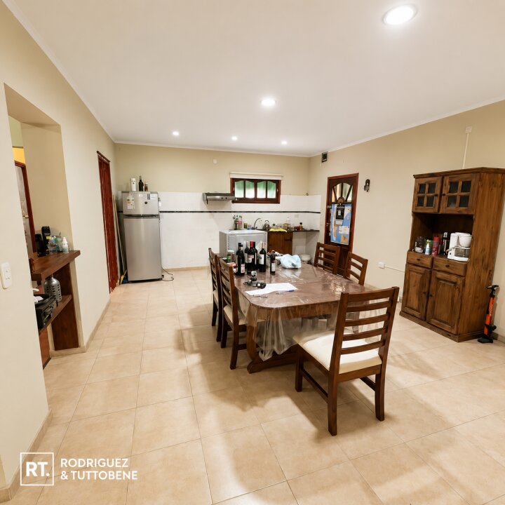 Casas - Funes -  Alquiler