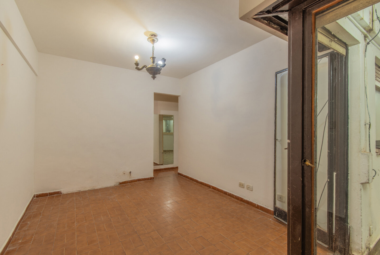 VENTA DEPARTAMENTO DOS AMBIENTES. VILLA CRESPO. PATIO. APTO CREDITO - 2