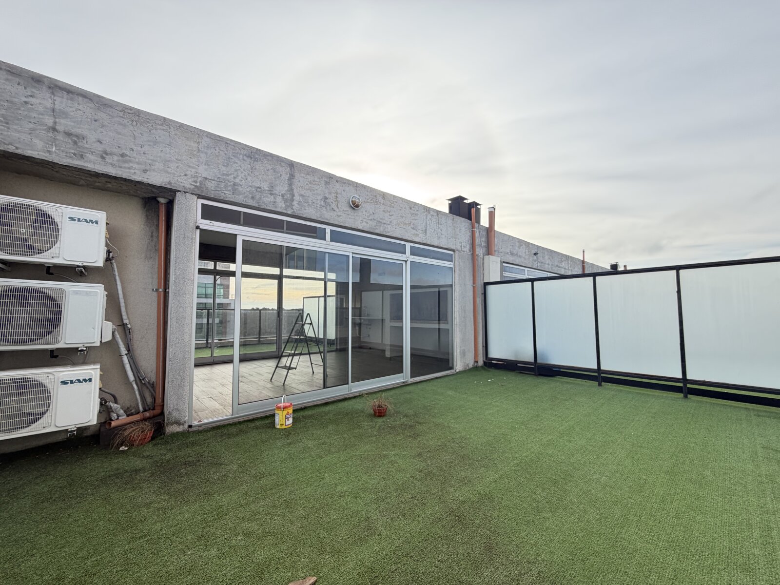 Alquiler Departamento 2 dormitorios y terraza exclusiva - Fisherton - 18