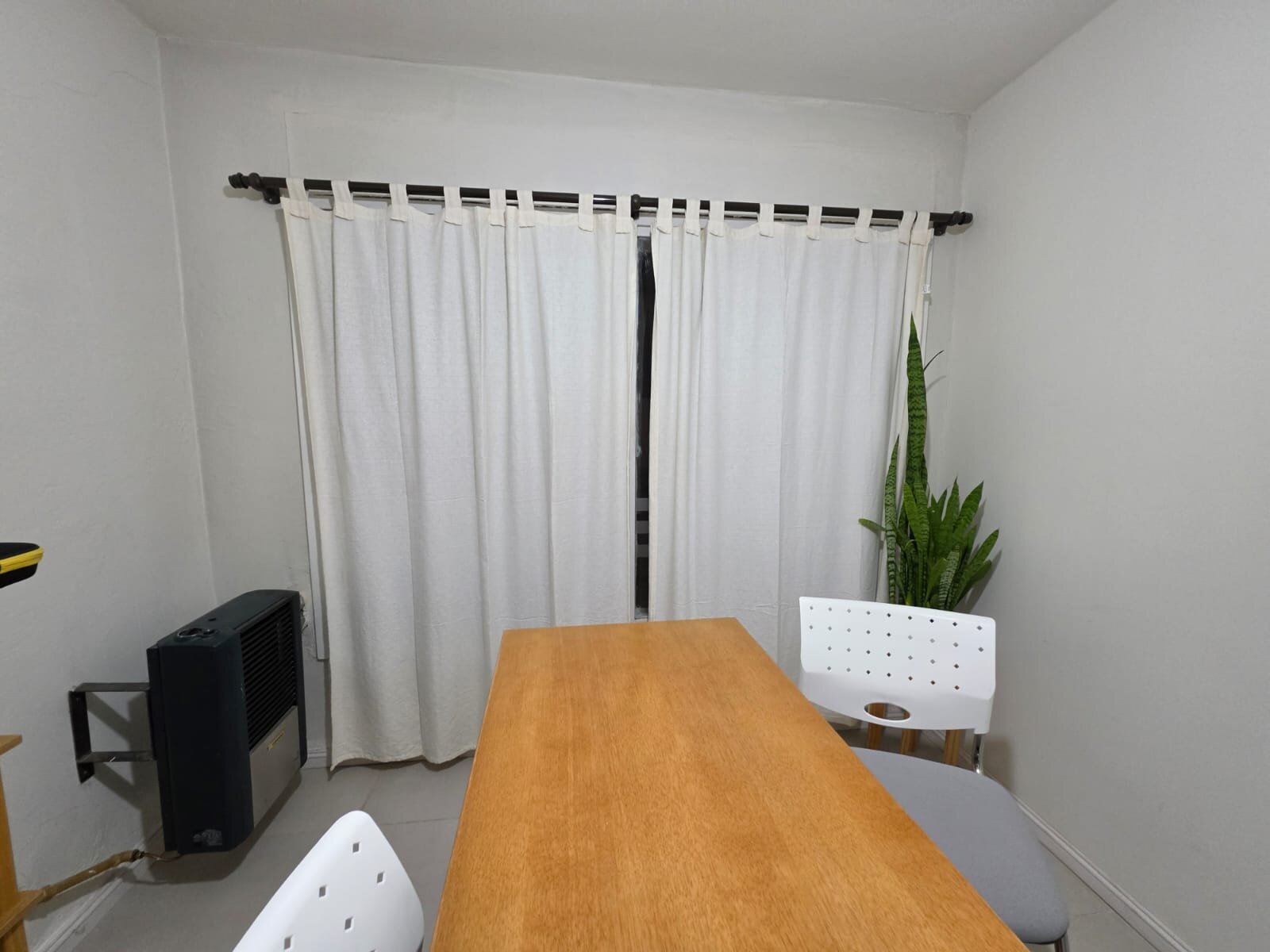ALQUILER DE CONSULTORIO PROFESIIONAL EN CENTRO MÉDICO ACTIVO – ESQUEL - 8