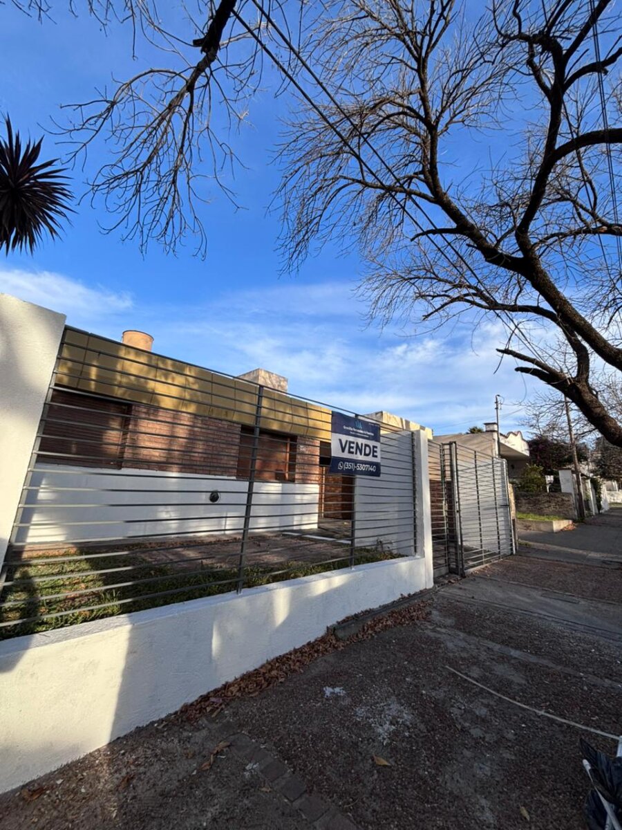  Apto Crédito H. Dos viviendas en el mismo terreno. Ideal inversión o uso multifamilar en Barrio Quebrada de las Rosas - Imagen 2