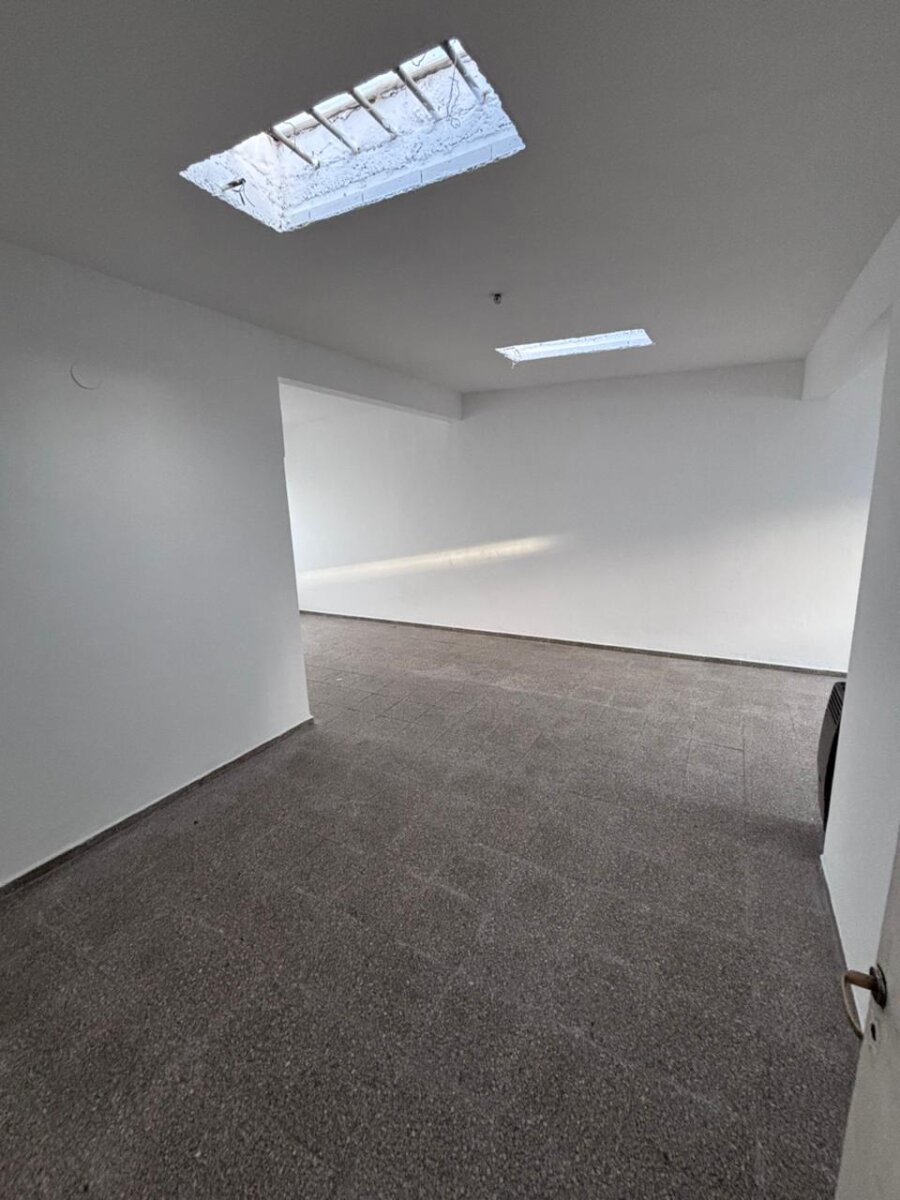  Apto Crédito H. Dos viviendas en el mismo terreno. Ideal inversión o uso multifamilar en Barrio Quebrada de las Rosas - Imagen 4