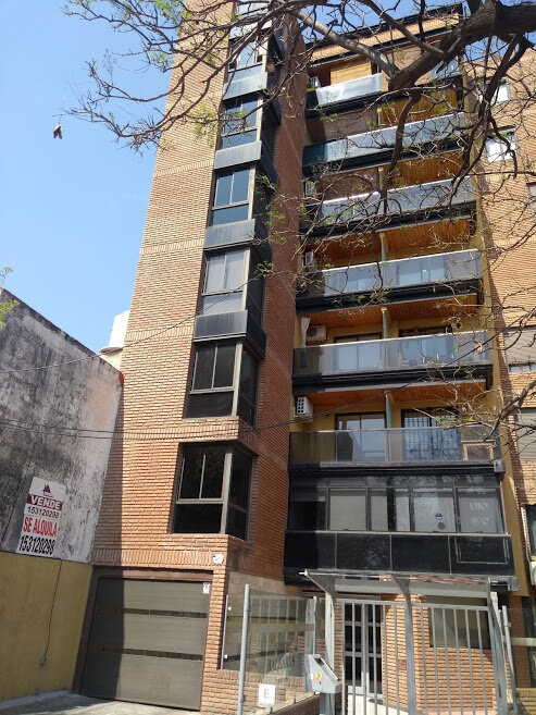 AV. PUEYRREDON 892 PISO 5 -CON BALCON
