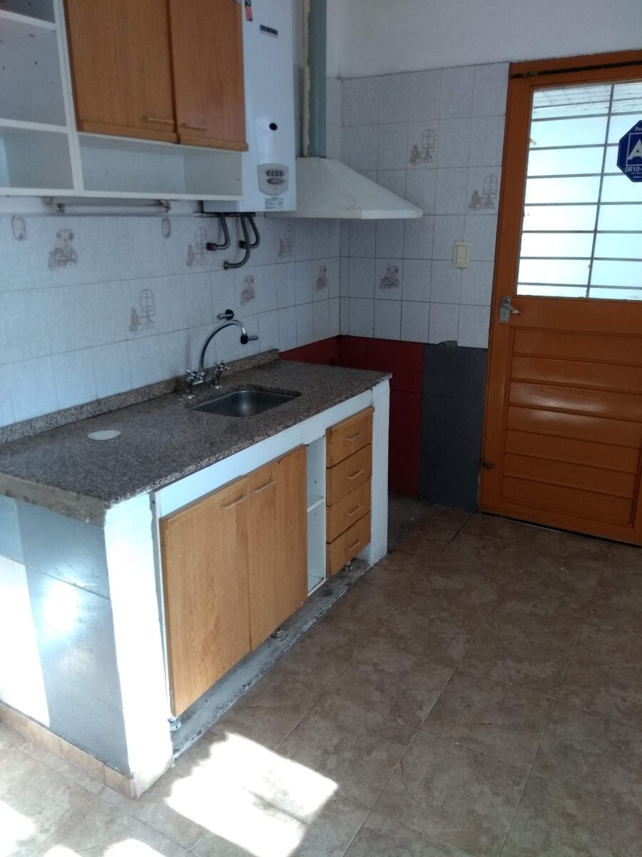 MATIENZO (ZONA) CON RENTA - 2 DOR- COCH. - Imagen 5