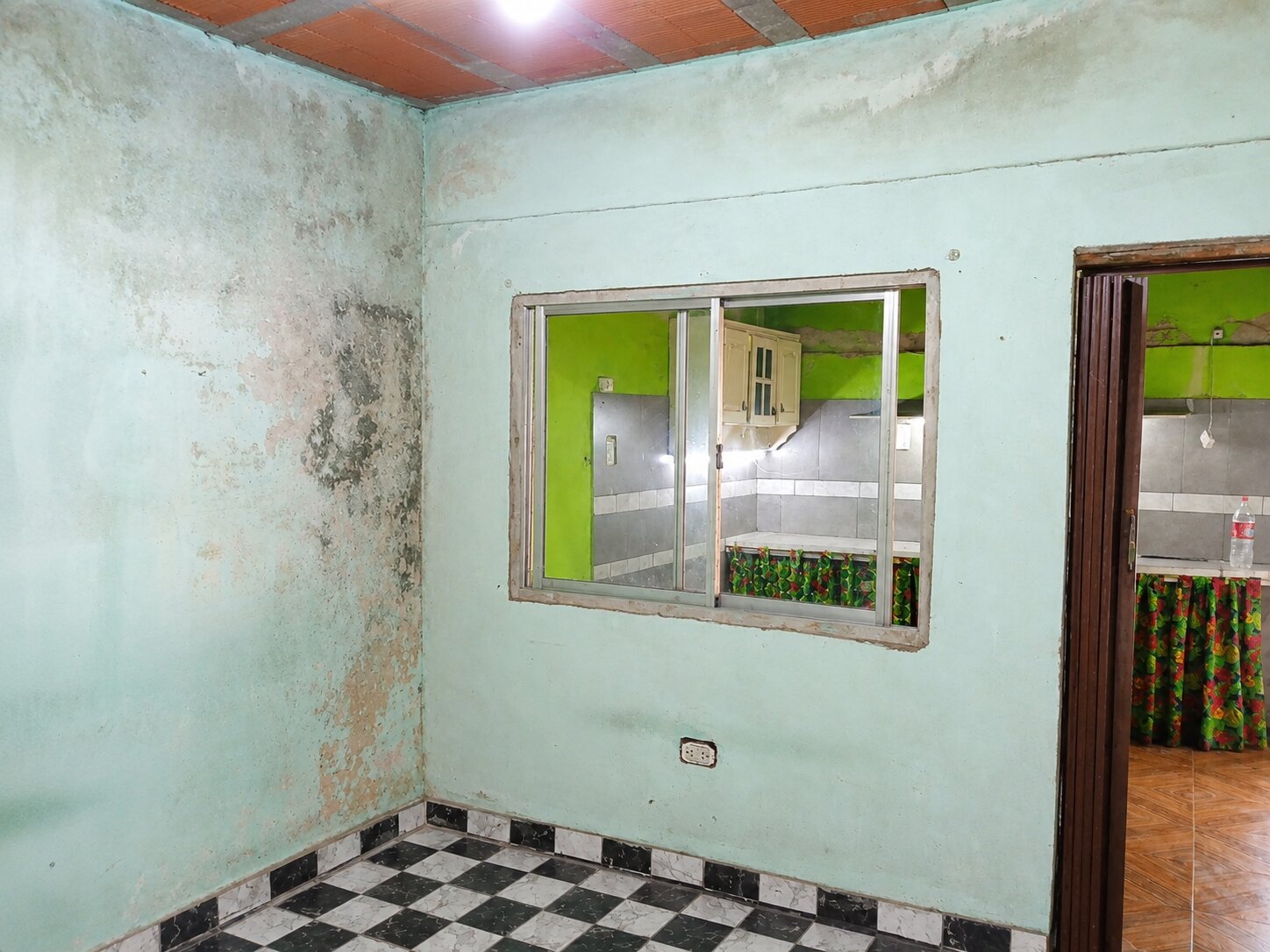 VENTA- Local Comercial + 2 Viviendas sobre Lote de 350 m² | González Catán - 23