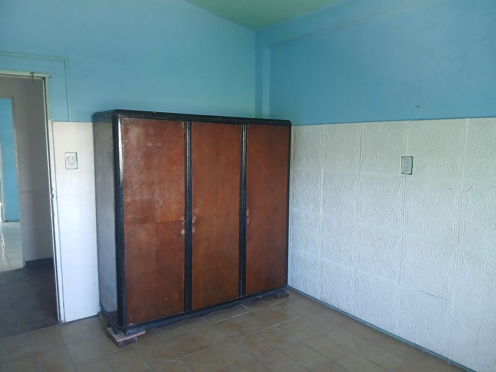 VENTA- Local Comercial + 2 Viviendas sobre Lote de 350 m² | González Catán - 9