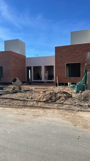 DUPLEX  EN VENTA 2D.1B - PAMPAS DE MANANTIALES